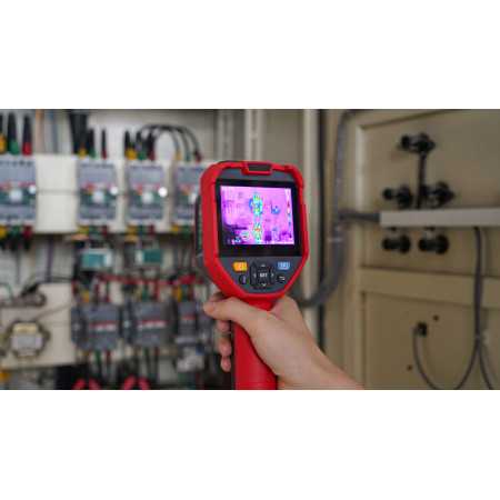 UTi730E thermal imaging camera, 320 x 240